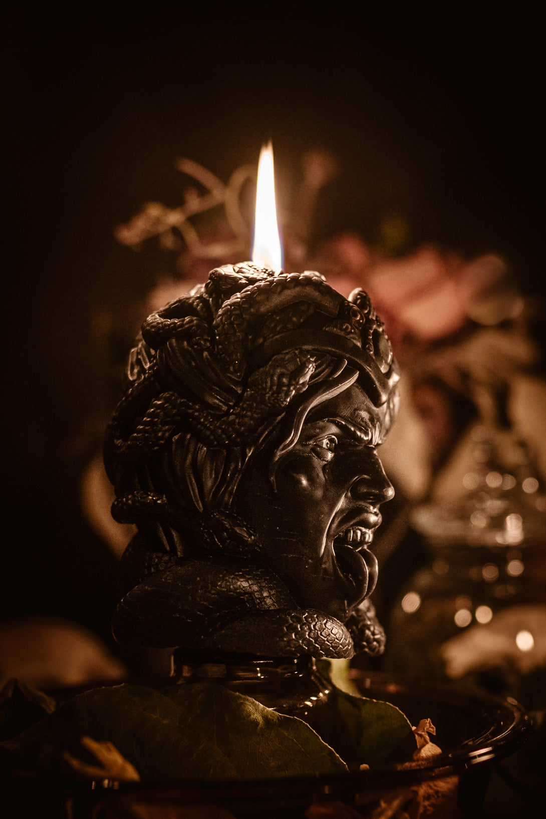 Black Medusa Head Candle