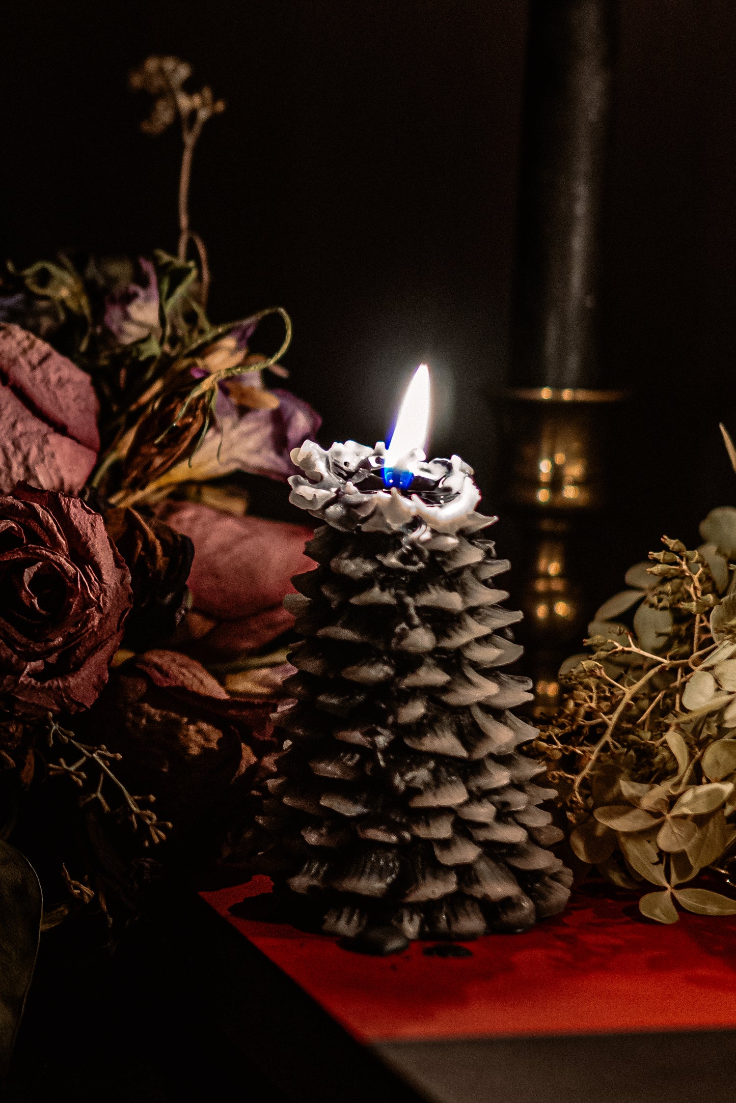 handmade tree beeswax candle with cotton wick